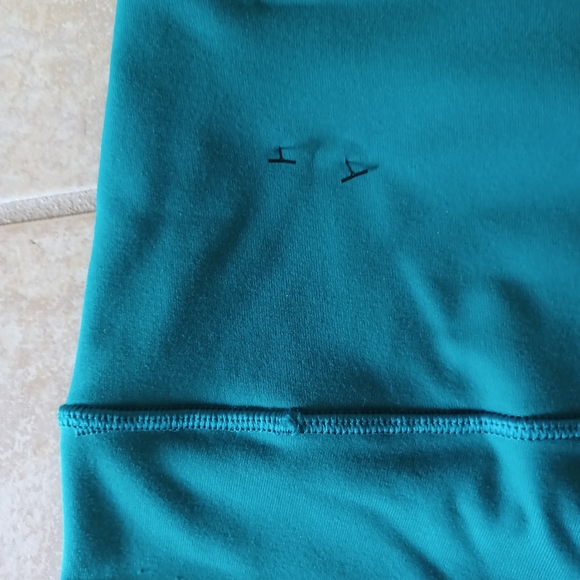 Victoria's Secret Knockout Tights - Picture 5 of 7